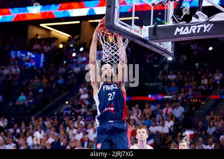 Rudy GOBERT (27) di Francia durante la FIBA Basketball World Cup 2023 Qualifiers, 2nd Round Group K Basketball Match tra Francia e Repubblica Ceca il 24 agosto 2022 presso l'Accor Arena di Parigi, Francia - Foto Ann-Dee Lamour / CDP MEDIA / DPPI Foto Stock