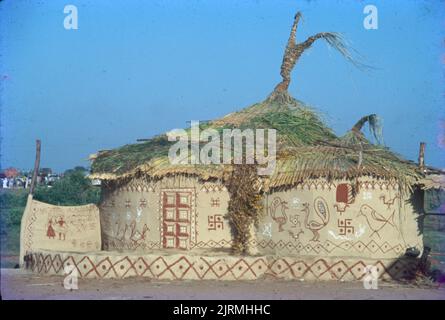 Casa dipinta a Kutch, Gujrat, India Foto Stock