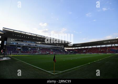 25 agosto 2022, Ungheria, Székesfehérvár: Calcio: Qualificazione della UEFA Europa Conference League, mol Fehérvár - 1. FC Köln, 4th° turno, seconda gamba, Sóstói Stadio Szekesfehervar. Vista dello stadio prima dell'inizio della partita. Foto: Marton Monus/dpa Foto Stock