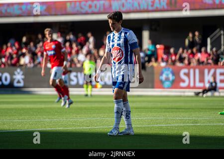 Silkeborg, Danimarca. 25th ago, 2022. Jukka Raitala (22) di HJK Helsinki visto durante la partita di qualificazione della UEFA Europa League tra Silkeborg IF e HJK Helsinki al JYSK Park di Silkeborg. (Photo Credit: Gonzales Photo/Alamy Live News Foto Stock