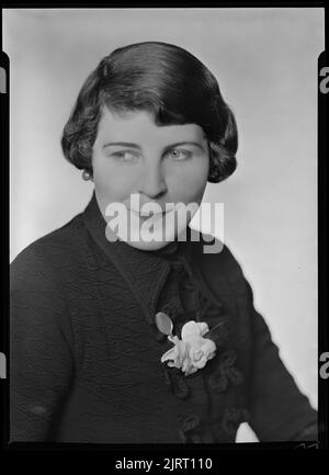 Miss CF Whisker, 25 agosto 1936, Wellington, di Spencer Digby Studios. Spencer Digby / Ronald D Woolf Collection. Regalo di Ronald Woolf, 1975. Foto Stock