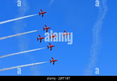 Frecce rosse che si illuminano Foto Stock