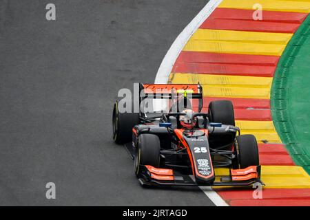 Stavelot, Belgio. 26th ago, 2022. Amaury Cordeel belga nella foto durante una sessione di prove libere al Gran Premio del Belgio F2, a Spa-Francorchamps, venerdì 26 agosto 2022. FOTO DI BELGA DIRK WAEM Credit: Agenzia Notizie di Belga/Alamy Live News Foto Stock