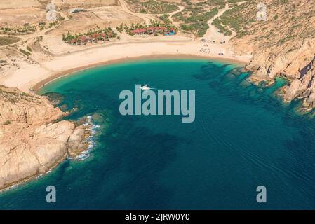 Veduta aerea di Bahia Santa Maria, resurt sulla costa vicino a Cabo San Lucas, Baja Califonia, Messico Foto Stock