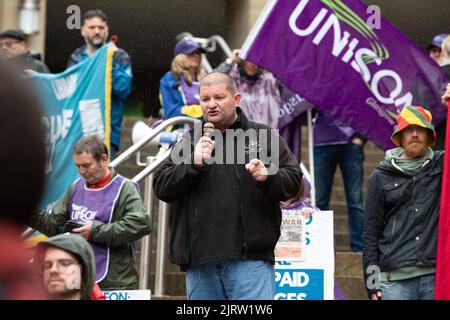 Glasgow, Scozia, Regno Unito. 26th ago, 2022. Unione congiunta Strike Rally nel centro di Glasgow: Nella foto - Gordon Martin RMT Scozia Organizzatore regionale di lingua credito: Kay Roxby/Alamy Live News Foto Stock