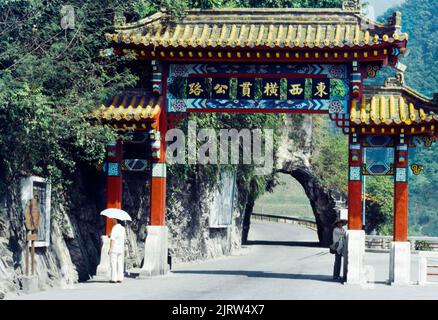 Taiwan Taroko Gorge East West Highway ingresso alla Gola Foto Stock