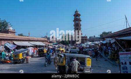 Jodhpur Rajasthan, India – 1 febbraio 2014 : Vecchia torre dell'orologio chiamata ghanta ghar nella città di jodhpur, Rajasthan, India Foto Stock