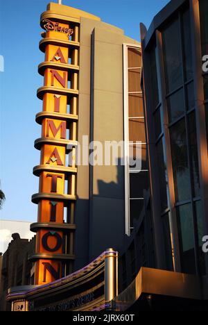 Uno studio di animazione, con un padiglione art deco, a Disneyland's California Adventure ospita una dimostrazione di come vengono creati i film d'animazione Foto Stock