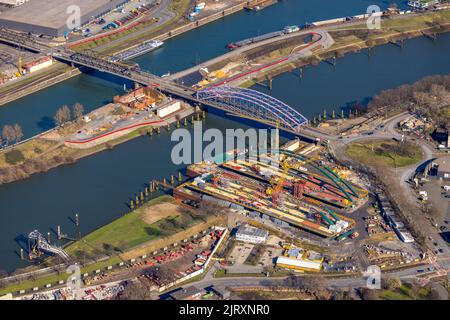 Vista aerea, porto di Duisburg, nuova costruzione di ponti sul ponte Karl Lehr sul fiume Ruhr, Ruhrort, Duisburg, Ruhr, Renania settentrionale-Vestfalia, Germa Foto Stock