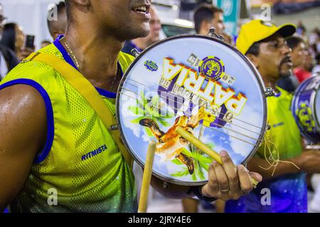 Prove tecniche a Rio de Janeiro, Brasile - 24 febbraio 2019: Ritmici della scuola di samba Paraiso do Tuiuti durante le prove tecniche A. Foto Stock