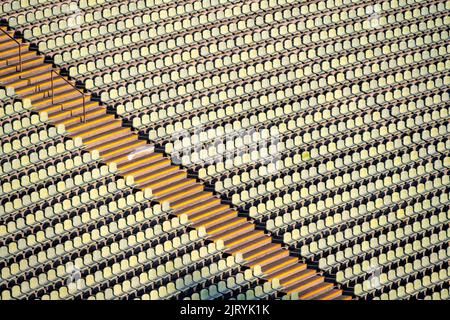 Dettaglio, scale e file di posti a sedere, Stadio Olimpico, Parco Olimpico, Monaco, Baviera, Germania Foto Stock