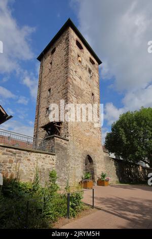 Kaiserturm storico costruito nel 1372 a Villingen, Villingen-Schwenningen, Foresta Nera meridionale, Foresta Nera, Baden-Wuerttemberg, Germania Foto Stock