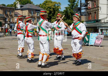 Morris ballare al Buxton Day of Dance 2022 Foto Stock