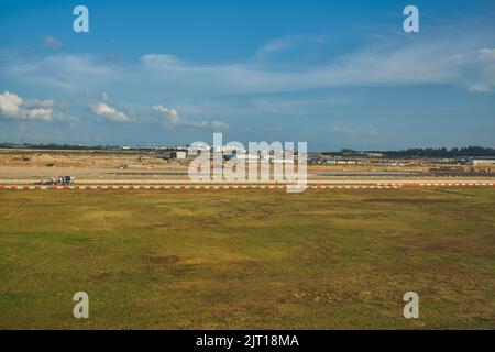 SINGAPORE - CIRCA GENNAIO 2020: Vista da moderni jet di giorno. Foto Stock