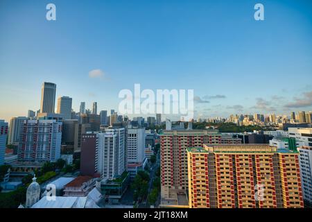 SINGAPORE - CIRCA GENNAIO 2020: Vista dal Mercure Singapore Bugis al mattino. Foto Stock