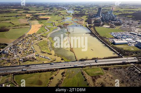 Fotografia aerea, fiume Lippe alluvione e inondazione Lippeaue Schmehauser Mersch presso la centrale elettrica RWE Westfalen, Campingplatz Uentrop Helbach GmbH, campin Foto Stock