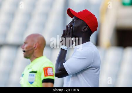 Mbaye Leye, allenatore capo di Essevee, ha illustrato nel corso di una partita di calcio tra Cercle Brugge e Zulte Waregem, sabato 27 agosto 2022 a Brugge, il 6° giorno della prima divisione del campionato belga della 'Jupiler Pro League' del 2022-2023. BELGA FOTO KURT DESPLENTER Foto Stock