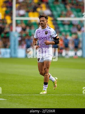 NORTHAMPTON, INGHILTERRA - 27 agosto : 2022 Tom Collins durante la partita tra Northampton Saints e Bedford Blues ai Franklin's Gardens il 27 2022 agosto a Northampton, Inghilterra. Credit: PATRICK ANTHONISZ/Alamy Live News Foto Stock