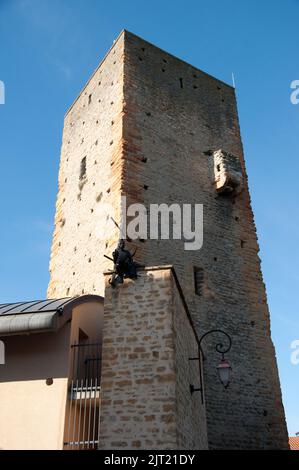 Torre, Castello-Forte, St Cyr au Mont d'Or, Lione, Auvergne-Rodano-Alpi, Francia. Vecchio Castello-Forte, che è stato costruito tra il 1154 e il 1230 CE. Foto Stock