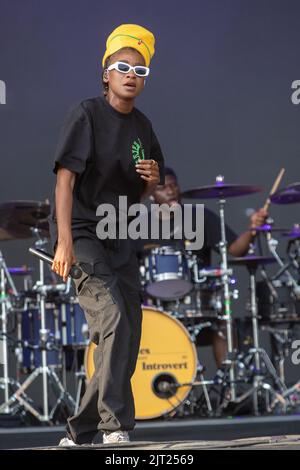 Leeds, Regno Unito. Sabato 27 agosto 2022. Simbiatu 'Simbi' Abisola Abiola Ajikawo, meglio conosciuto con il suo nome di scena Little Simz live on stage durante il giorno 2 del Leeds Festival 2022.,© Jason Richardson / Alamy Live News Foto Stock