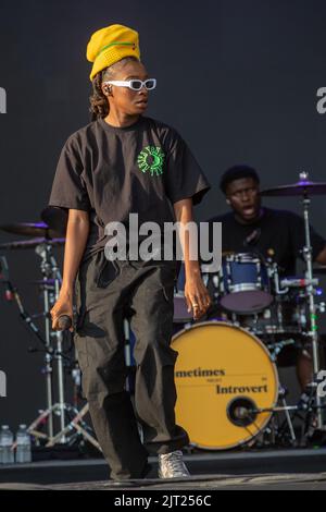 Leeds, Regno Unito. Sabato 27 agosto 2022. Simbiatu 'Simbi' Abisola Abiola Ajikawo, meglio conosciuto con il suo nome di scena Little Simz live on stage durante il giorno 2 del Leeds Festival 2022.,© Jason Richardson / Alamy Live News Foto Stock