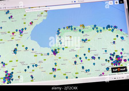 Sito Web ZAP Map che mostra la posizione dei punti di ricarica per veicoli elettrici in una parte di Norfolk. Foto Stock