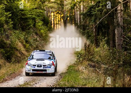 71 MOREL Jean-Luc, ROMERO Pascal, Subaru Impreza WRX, azione durante il Rallye Terre de Lozère, 4th° round del Championnat de France des Rallyes Terre 2022, dal 27 al 28 agosto a Mende, Francia - Foto Bastien Roux / DPPI Foto Stock