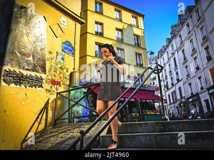 Francia. Parigi (75) 18th° arrondissement. Quartiere di Montmartre. Negozio di alimentari Au marche de la Butte (Maison Collignon) utilizzato come l'ambiente per il famoso Foto Stock