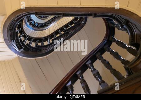 Scala all'interno dell'isolato, una storica galleria di negozi nel CBD di Melbourne. Foto Stock