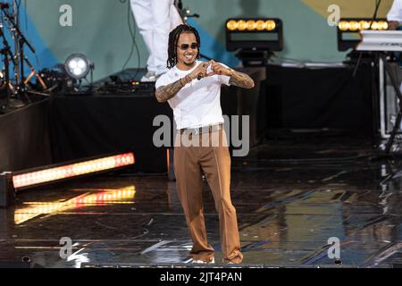 New York, New York, Stati Uniti. 26th ago, 2022. Juan Carlos Ozuna Rosado aka Ozuna si esibisce durante la buona mattina America ABC canale 7 concerto a Central Park. A lui si è Unito il rapper Tokischa per una canzone. (Credit Image: © Lev Radin/Pacific Press via ZUMA Press Wire) Foto Stock