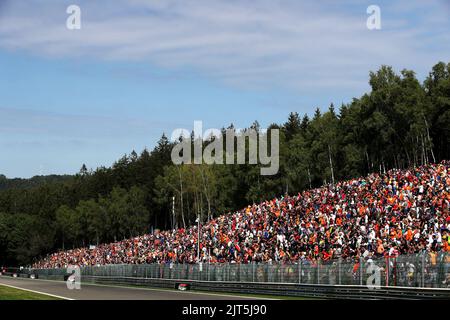 Spa, Belgio. 28th ago, 2022. Spa Francorchamps, Belgio. 28th ago, 2022. Circuito atmosfera - ventole. Gran Premio del Belgio, domenica 28th agosto 2022. Spa-Francorchamps, Belgio. Credit: James Moy/Alamy Live News Credit: James Moy/Alamy Live News Foto Stock