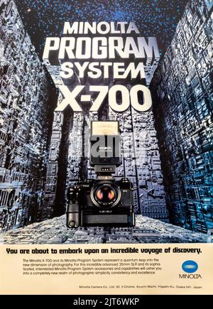 Minolta X-700 annuncio della macchina fotografica messo in una rivista NatGeo, luglio 1984 Foto Stock