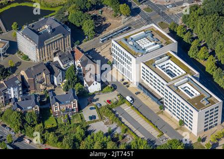 Vista aerea, nuovo edificio della stazione di pompaggio di Emschergenossenschaft vicino a Sutumer Brücken sull'isola chiusa tra il canale Reno-Herne e il fiume Emscher, SC Foto Stock