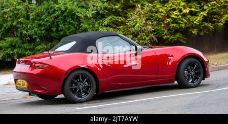 2022 rosso Mazda MX-5 Skyactiv-G. Foto Stock