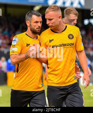 Jim Ervin & Andy Mitchell - Carrick Rangers Vs Linfield, Danske Bank Premiership, Loughview Leisure Arena Carrickfergus, domenica 28th agosto 2022. Foto Stock