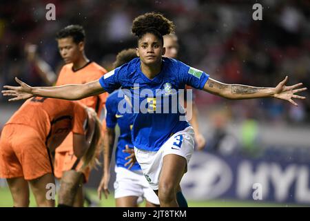 San Jose. 28th ago, 2022. Tarciane del Brasile celebra il punteggio durante la terza partita di Coppa del mondo femminile FIFA U-20 2022 a San Jose, Costa Rica, il 28 agosto 2022. Credit: Xin Yuewei/Xinhua/Alamy Live News Foto Stock