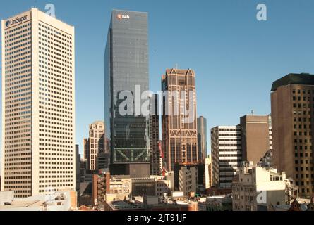 Skyline del CBD di Melbourne dall'angolo NW della città, agosto 2022 Foto Stock