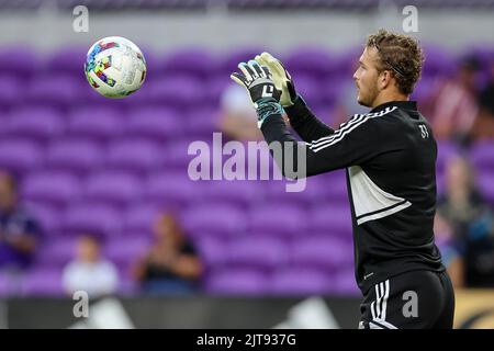 Orlando, Stati Uniti. 28th ago, 2022. 28 agosto 2022: Il portiere di Orlando City MASON STAJDUHAR (31) si scalda durante la partita di calcio Orlando City vs New York City FC all'Exploria Stadium di Orlando, Florida, il 28 agosto 2022. (Credit Image: © Cory Knowlton/ZUMA Press Wire) Credit: ZUMA Press, Inc./Alamy Live News Foto Stock