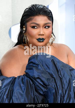 New Jersey, Stati Uniti. 28th ago, 2022. Agosto 28th, 2022. Newark, Stati Uniti. Lizzo arriva agli MTV Video Music Awards 2022, Prudential Centre, Newark. Credit: Doug Peters/EMPICS/Alamy Live News Credit: Doug Peters/Alamy Live News Foto Stock