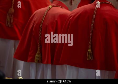 Città del Vaticano, Vaticano, 27 agosto 2022. Cardinale durante la cerimonia del Concistoro nella Basilica di San Pietro. Papa Francesco crea 20 nuovi cardinali al suo ottavo Concistoro. Credit: Maria Grazia Picciarella/Alamy Live News Foto Stock