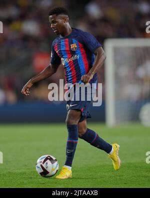 Barcellona, Spagna. 28th ago, 2022. Ansu dati del FC Barcelona durante la partita la Liga tra il FC Barcelona e il Real Valladolid si è giocato allo stadio Camp Nou il 28 agosto 2022 a Barcellona, Spagna. (Foto di Colas Buera / PRESSIN) Credit: PRESSINPHOTO SPORTS AGENCY/Alamy Live News Foto Stock
