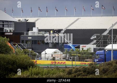 ZANDVOORT - Paesi Bassi, 2022-08-29 14:18:16 ZANDVOORT - i team di Formula 1 arrivano sul circuito di Zandvoort dove la gara di Formula 1 si terrà il prossimo fine settimana. ANP KOEN VAN WEEL netherlands out - belgium out Foto Stock