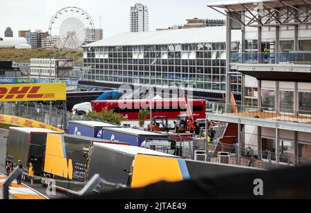 ZANDVOORT - Paesi Bassi, 2022-08-29 14:13:33 ZANDVOORT - i team di Formula 1 arrivano sul circuito di Zandvoort dove la gara di Formula 1 si terrà il prossimo fine settimana. ANP KOEN VAN WEEL netherlands out - belgium out Foto Stock