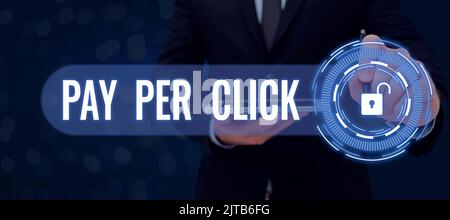 Scrittura a mano del testo paga per lo scatto. Business concetto Internet modello di pubblicità motore di ricerca strategia di marketing Businesswoman Holding Speech Bubble con Foto Stock