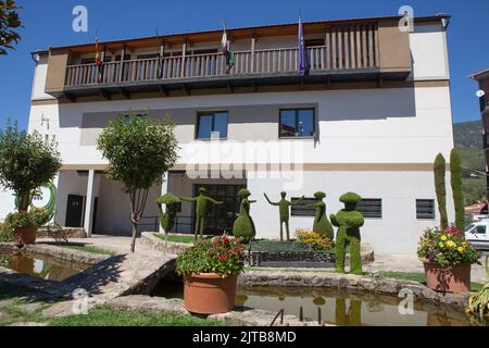 Giardini del Municipio a Losar de la vera, Caceres, Estremadura, Spagna Foto Stock