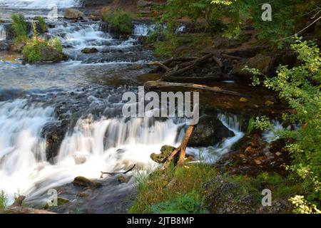 Cascate del Willow River state Park nel Northwestern WISCONSIN Foto Stock