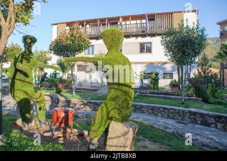 Giardini del Municipio a Losar de la vera, Caceres, Estremadura, Spagna Foto Stock