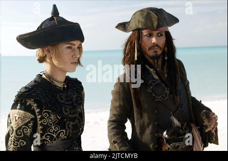 KEIRA KNIGHTLEY, Johnny Depp, pirati dei Caraibi: All'estremità del mondo, 2007 Foto Stock