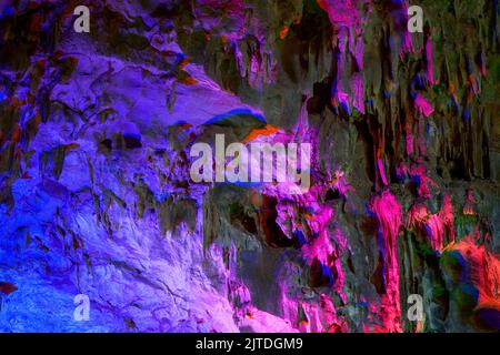 Grotte naturali e stalattiti a Yilingyan, Nanning, Guangxi, Cina Foto Stock