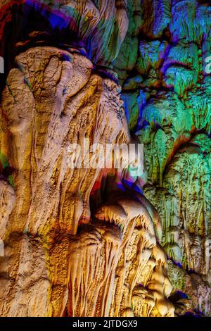 Grotte naturali e stalattiti a Yilingyan, Nanning, Guangxi, Cina Foto Stock